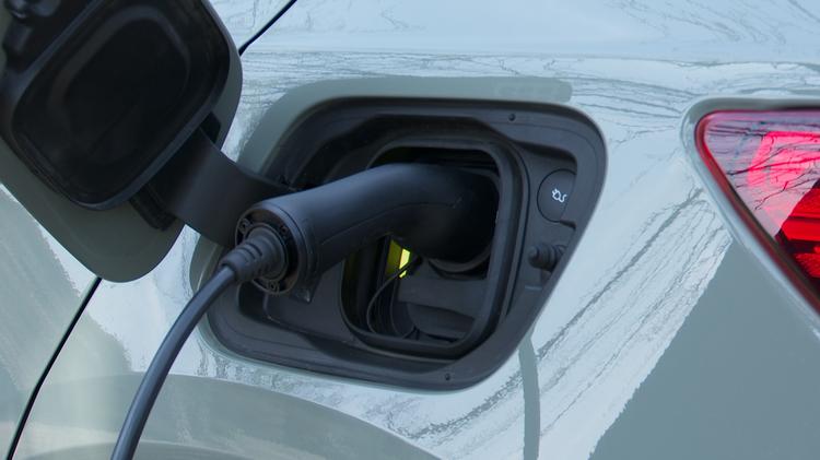VOLVO XC40 ELECTRIC ESTATE 170kW Recharge Plus 69kWh 5dr Auto